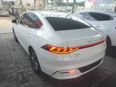 BYD Qin PLUS Glory Edition DM-i 55KM Leading - фото 4