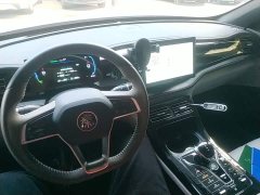 BYD Qin PLUS Glory Edition DM-i 55KM Leading - фото 9