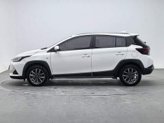 Toyota Yaris L Zhixuan X 1.5L CVT Luxury - фото 2