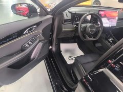 Lynk & Co 03 1.5T DCT Halo - ფოტო 15