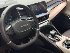 Lynk & Co 06 1.5T Type Plus - фото 12