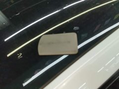 Tesla Model Y Rear-Wheel Drive - ფოტო 8