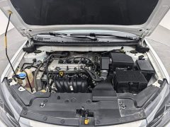 Geely Emgrand UP 1.5L CVT Comfort - фото 12
