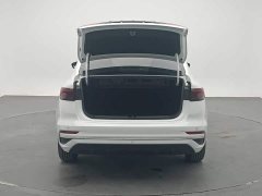 Geely Emgrand 4th Generation 1.5L CVT Star Shine Edition - ფოტო 12