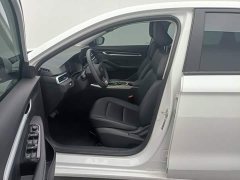 Geely Emgrand 4th Generation 1.5L CVT Star Shine Edition - ფოტო 6