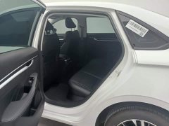 Geely Emgrand 4th Generation 1.5L CVT Star Shine Edition - ფოტო 7