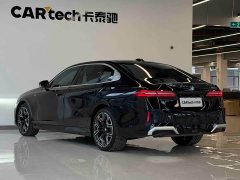 BMW 5 Series 530Li Luxury M Sport Package - фото 6