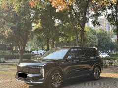 IM Motors Zhiji LS8 52 Max Tech Flagship 5-Seater - фото 1