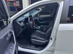Toyota Venza 2.0L CVT FWD Luxury - ფოტო 4