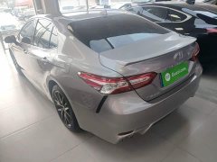 Toyota Camry 2.0S Sharp Luxury Edition - ფოტო 4