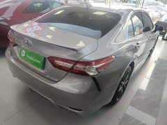 Toyota Camry 2.0S Sharp Luxury Edition - ფოტო 6