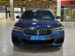 BMW 5 Series 525Li M Sport Package - ფოტო 3