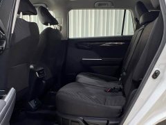 Toyota Highlander 2.5L Smart Hybrid Dual Engine FWD Elite 7-Seater - photo 11