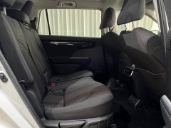 Toyota Highlander 2.5L Smart Hybrid Dual Engine FWD Elite 7-Seater - photo 19