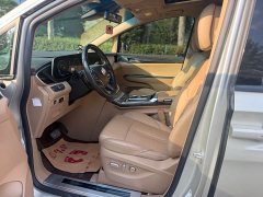 Buick GL8 ES Land Respect 653T Luxury - фото 6