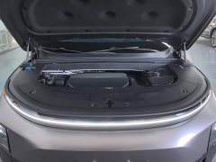Li Auto L6 Pro - ფოტო 10