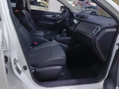 Nissan Qashqai 2.0L CVT Luxury - photo 8