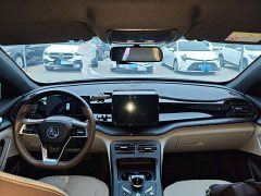 BYD Qin PLUS Champion Edition DM-i 55KM Leading - ფოტო 9