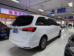 Buick GL8 Land Business Class Comfort Edition - ფოტო 4