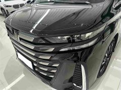 Toyota Vellfire Crown Hybrid 2.5L Executive Premier Edition - photo 3