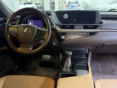 Lexus ES 300h Excellence - фото 5