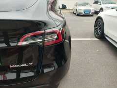 Tesla Model Y Rear-Wheel Drive - ფოტო 7