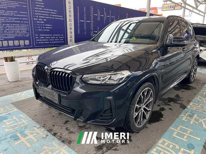 BMW X3 xDrive30i Leading Edition M Night Package - автомобиль из Китая