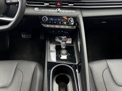 Hyundai Elantra 1.5L CVT TOP Premier Edition - photo 12