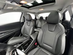 Hyundai Elantra 1.5L CVT TOP Premier Edition - photo 13