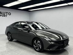 Hyundai Elantra 1.5L CVT TOP Premier Edition - photo 3