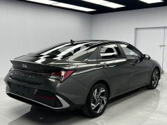 Hyundai Elantra 1.5L CVT TOP Premier Edition - photo 4