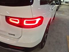 Mercedes-Benz GLB 220 Fashion Edition - ფოტო 7