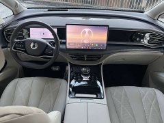 Denza D9 DM-i Smart Drive 1020 Four-Wheel Drive Premium - ფოტო 8