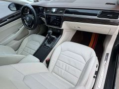 Volkswagen Hui Ang 380TSI Luxury Edition - ფოტო 10