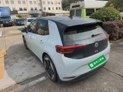 Volkswagen ID.3 Pro Intelligent Edition - photo 4