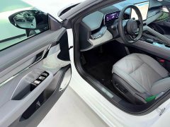 Zeekr 001 WE Edition 86kWh - photo 16