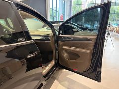 Volkswagen Viloran 380TSI Prestige - фото 10