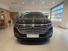 Volkswagen Viloran 380TSI Prestige - фото 2