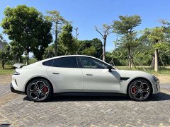 Xiaomi SU7 Four-Wheel Drive Max Edition - photo 11