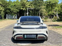 Xiaomi SU7 Four-Wheel Drive Max Edition - photo 9