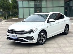Volkswagen Bora 200TSI DSG Comfort Edition - ფოტო 1