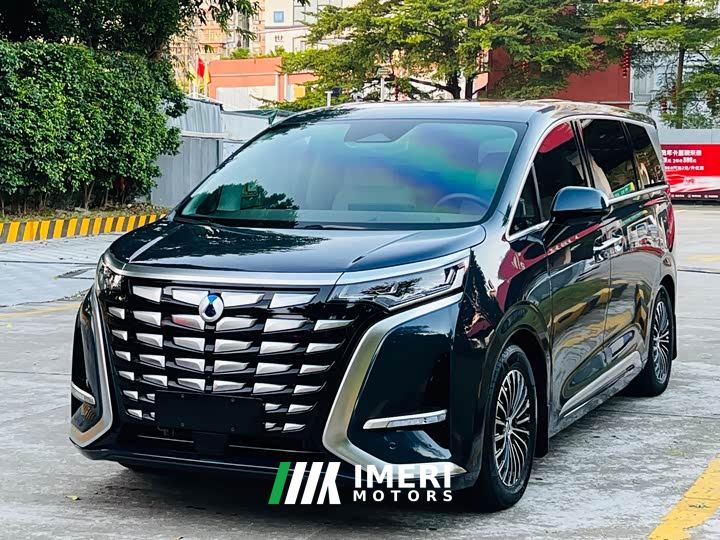 Denza D9 DM-i 970 AWD Premium Edition