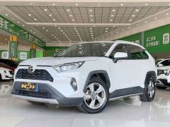 Toyota RAV4 2.0L CVT FWD Fashion Plus - фото 1