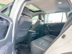 Toyota RAV4 2.0L CVT FWD Fashion Plus - фото 11