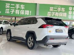 Toyota RAV4 2.0L CVT FWD Fashion Plus - фото 6