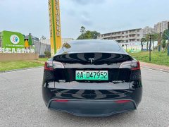 Tesla Model Y Rear-Wheel Drive - ფოტო 14
