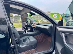 Tesla Model Y Rear-Wheel Drive - ფოტო 8