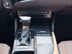 Lexus ES 300h Premium Edition - ფოტო 14