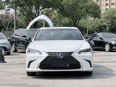 Lexus ES 300h Premium Edition - ფოტო 2