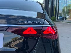 Mercedes-Benz E-Class E 260 L Classic Edition - photo 6